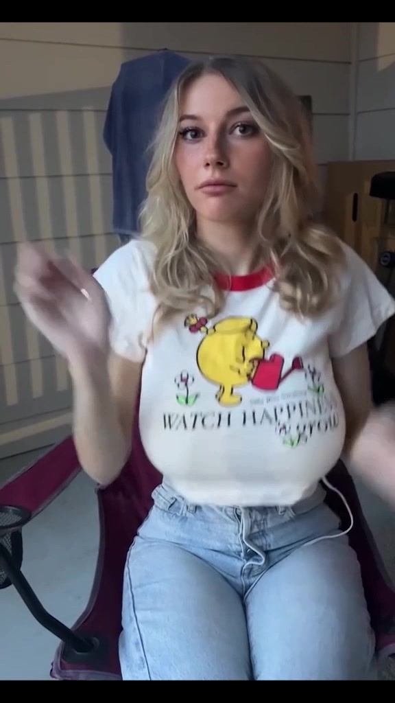 Zooemoore Leak Onlyfans – Show Big Boobs Bouncing Very Lewd